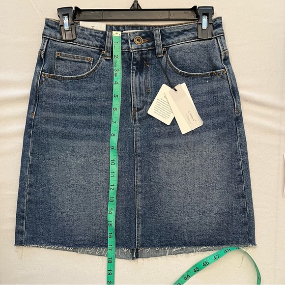 NWT a loves a Denim Cut Off Skirt - Picture 5 of 8